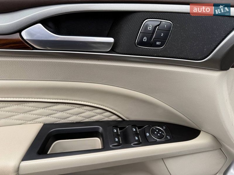 Седан Ford Fusion 2016 в Києві