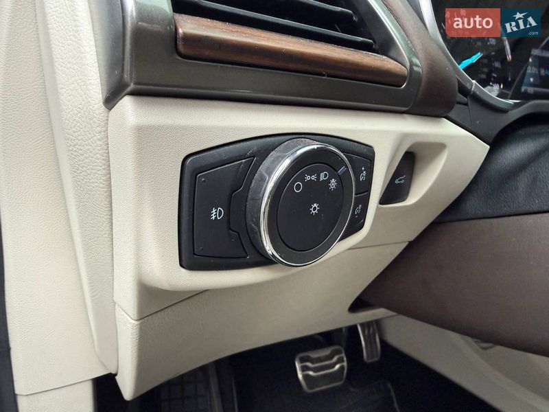 Седан Ford Fusion 2016 в Києві
