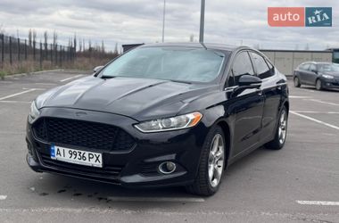 Седан Ford Fusion 2015 в Києві