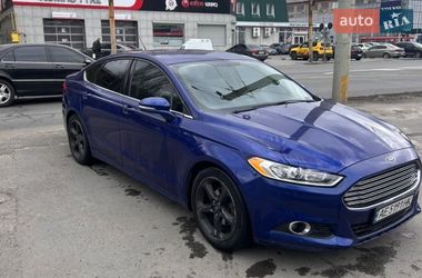 Седан Ford Fusion 2016 в Дніпрі