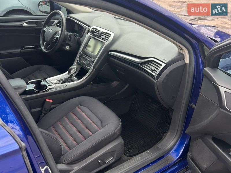 Седан Ford Fusion 2016 в Днепре