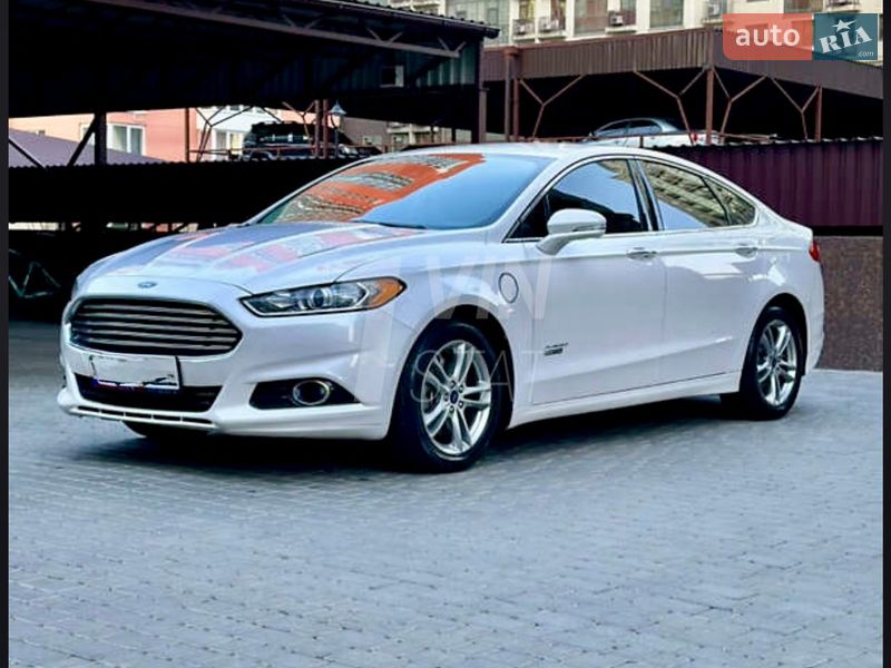 Седан Ford Fusion 2015 в Хмельницком фото Седан Ford Fusion 2015 в Хмельницком