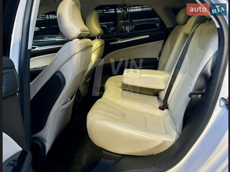 Седан Ford Fusion 2015 в Хмельницькому