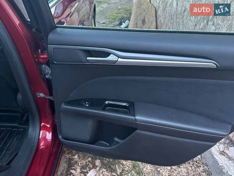 Седан Ford Fusion 2015 в Киеве