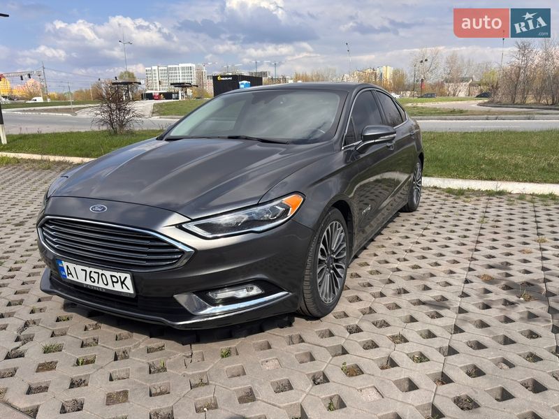 Седан Ford Fusion 2016 в Києві