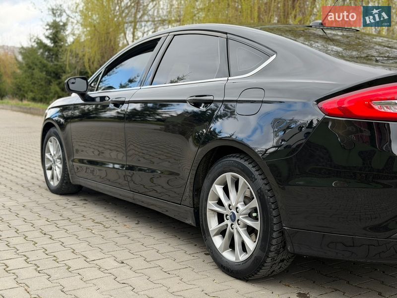 Седан Ford Fusion 2017 в Хмельницькому