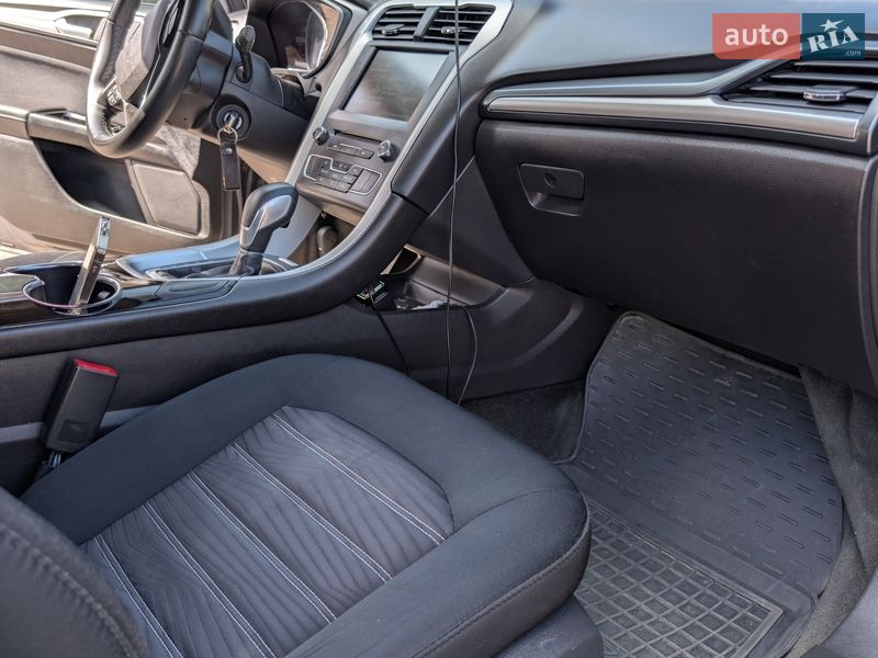 Седан Ford Fusion 2015 в Львові фото 5 Седан Ford Fusion 2015 в Львові