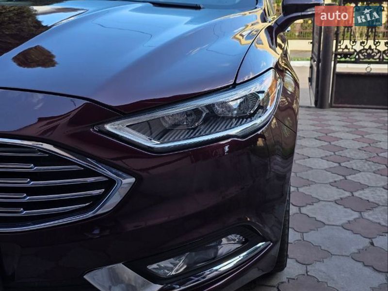 Седан Ford Fusion 2018 в Шептицькому