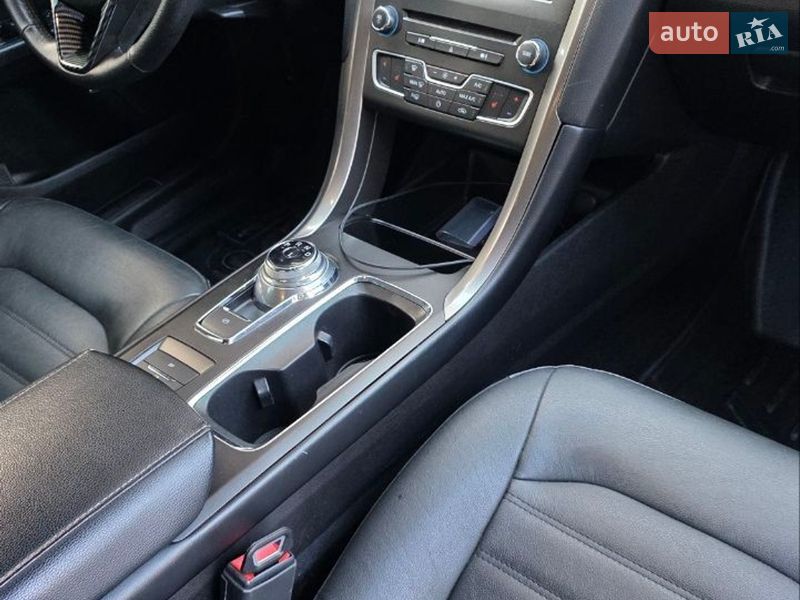 Седан Ford Fusion 2018 в Шептицькому