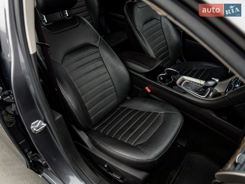 Седан Ford Fusion 2013 в Києві фото 18 Седан Ford Fusion 2013 в Києві