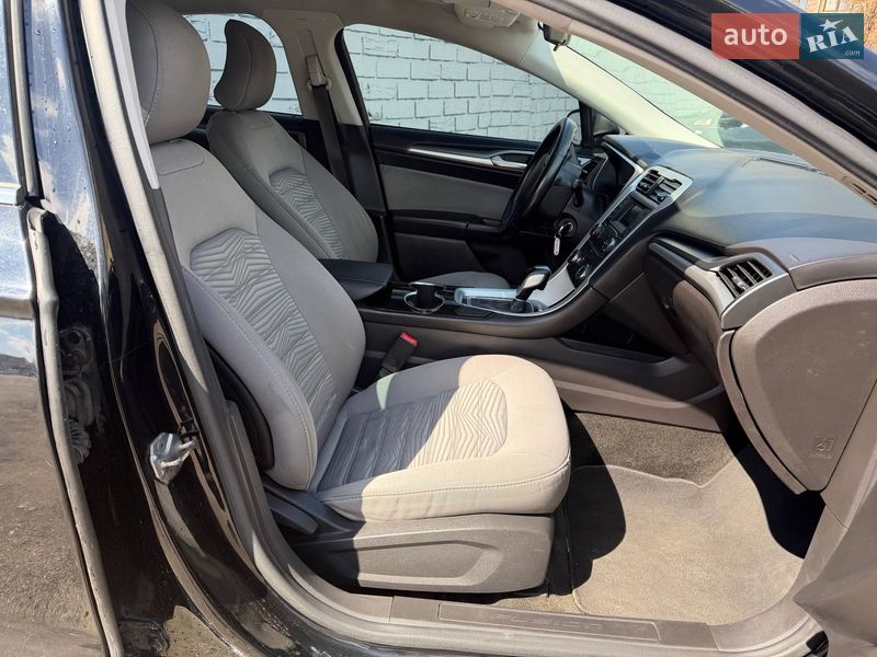 Седан Ford Fusion 2016 в Києві фото 10 Седан Ford Fusion 2016 в Києві