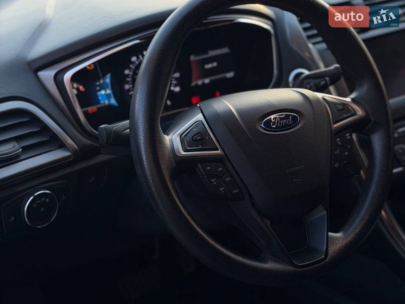 Седан Ford Fusion 2017 в Києві