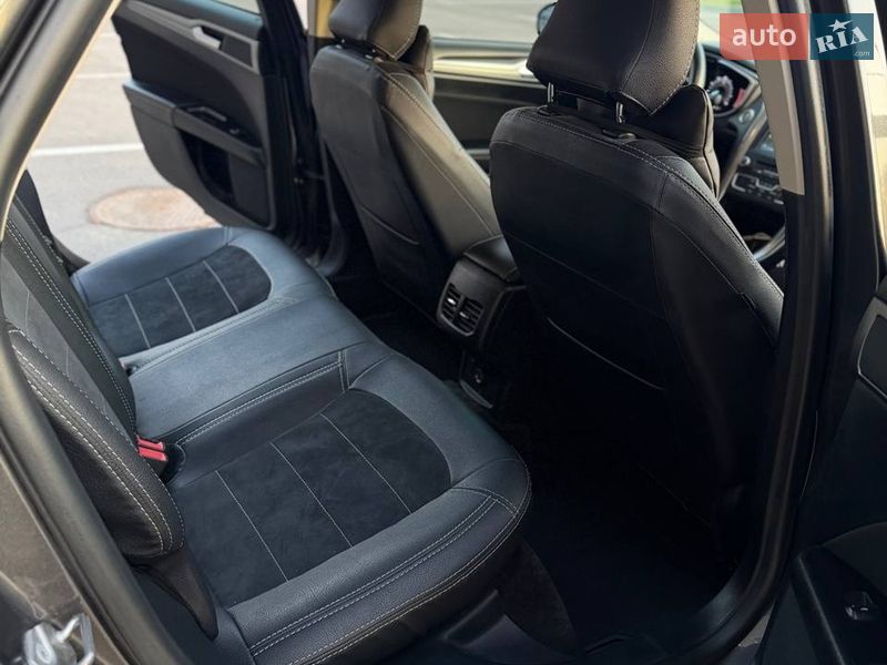 Седан Ford Fusion 2017 в Києві