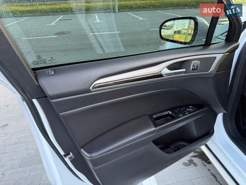 Седан Ford Fusion 2012 в Борисполі