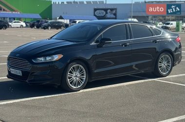Седан Ford Fusion 2015 в Одесі
