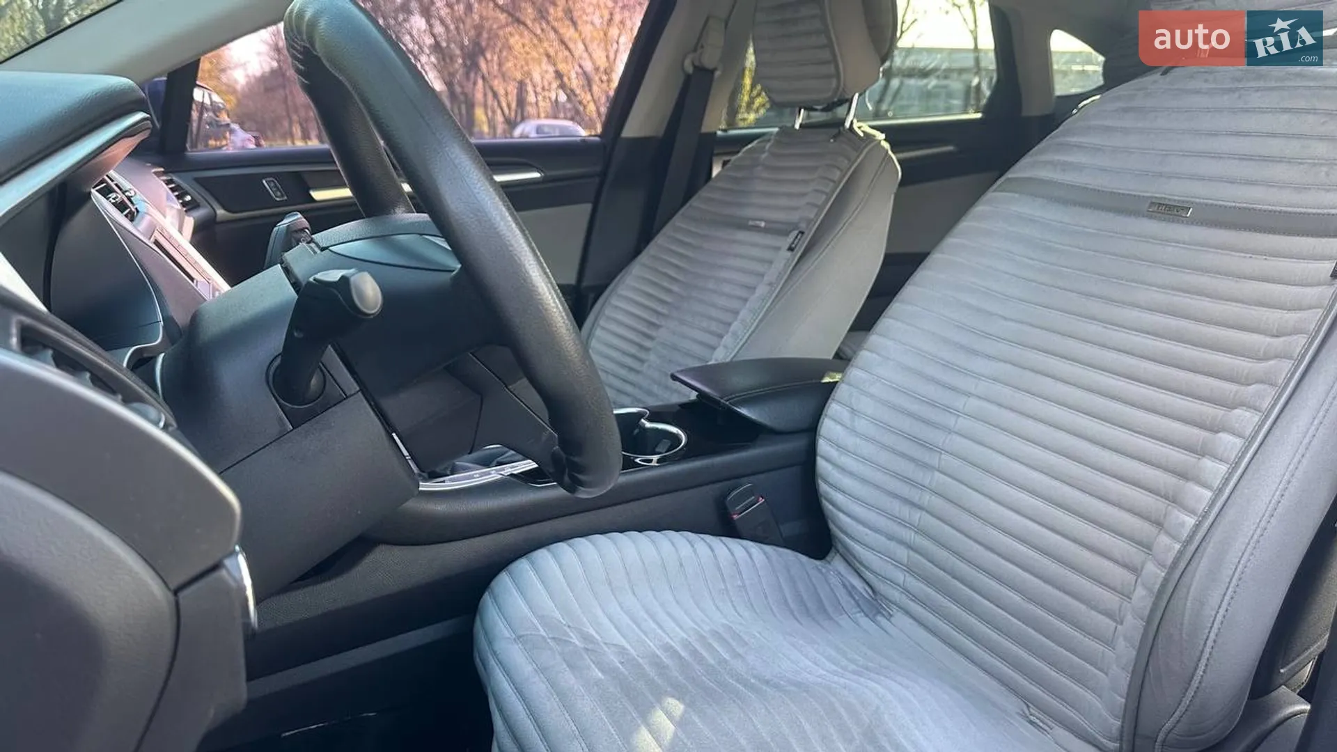 2015 Ford Fusion - мініатюра 19