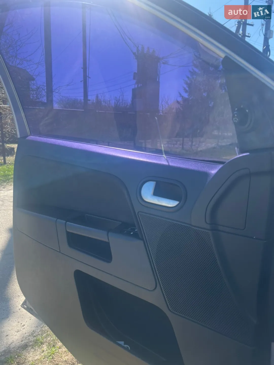 2010 Ford Fusion - мініатюра 27