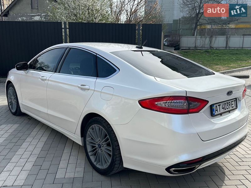 Седан Ford Fusion 2014 в Ивано-Франковске