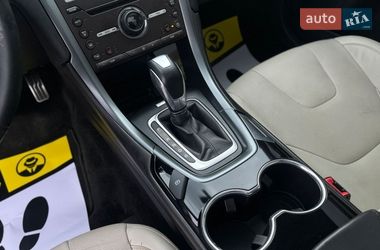 Седан Ford Fusion 2016 в Мукачево