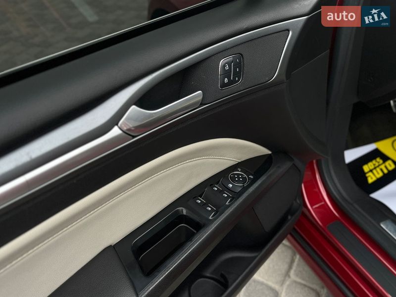 Седан Ford Fusion 2016 в Мукачево
