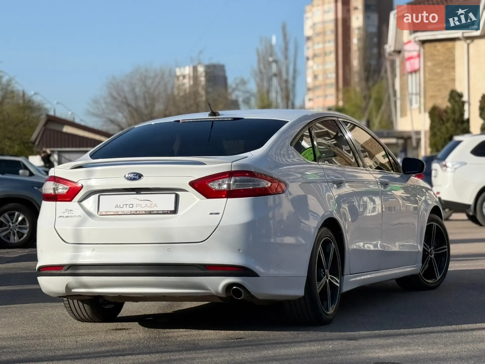 2015 Ford Fusion - мініатюра 28