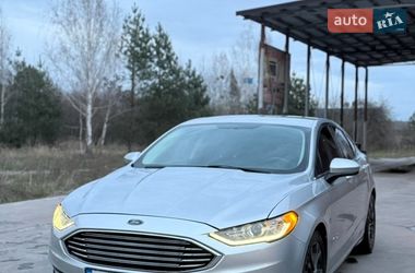 Седан Ford Fusion 2017 в Славуті