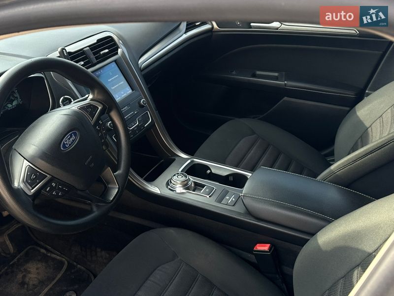 Седан Ford Fusion 2019 в Одессе
