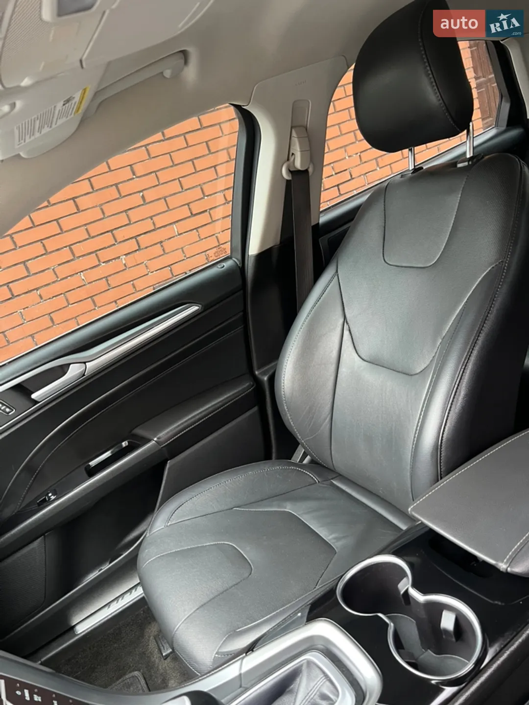 2014 Ford Fusion - мініатюра 24