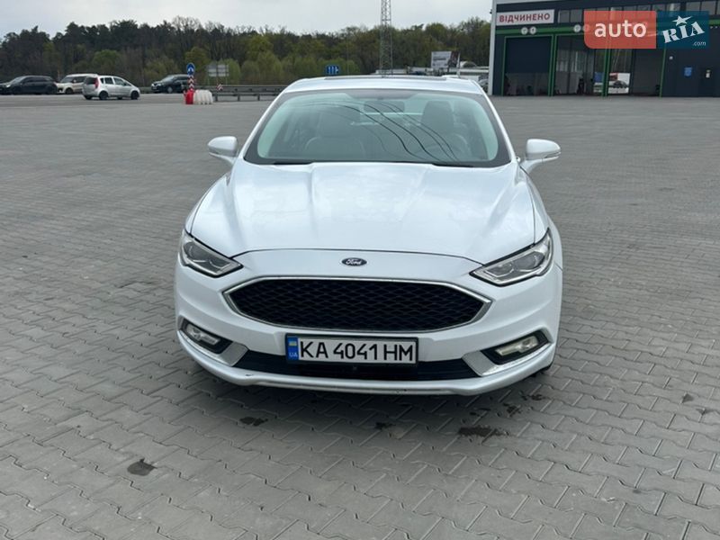 Ford Fusion 2017