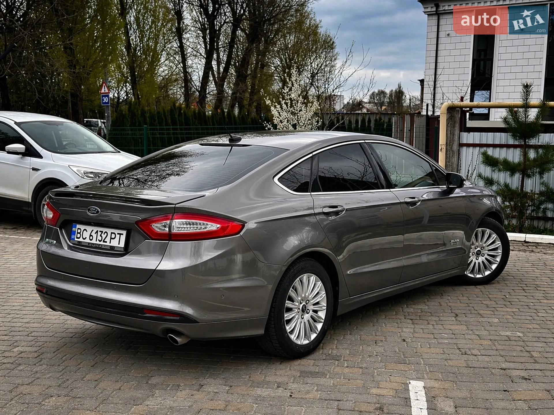 2013 Ford Fusion - мініатюра 4