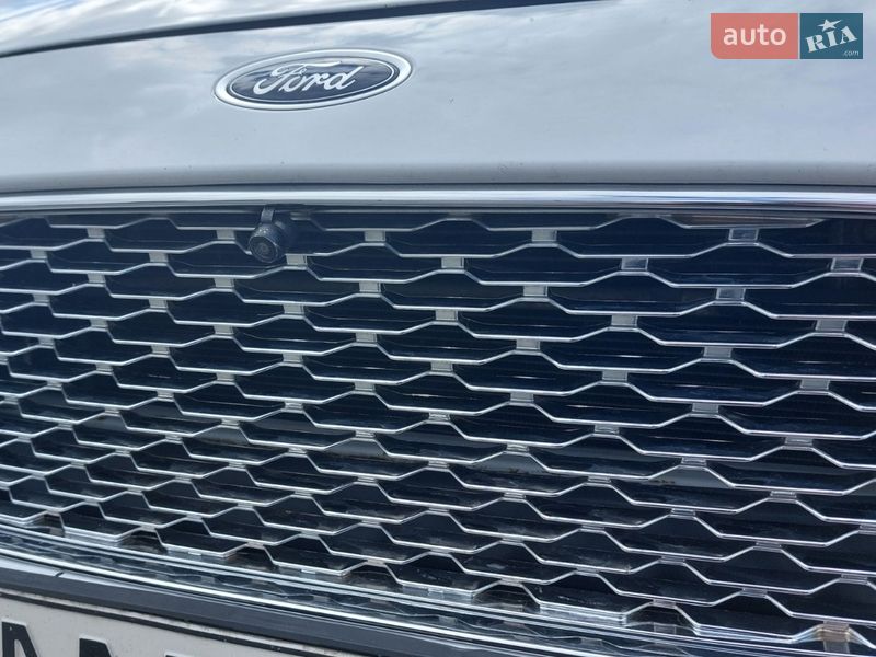 Седан Ford Fusion 2019 в Києві