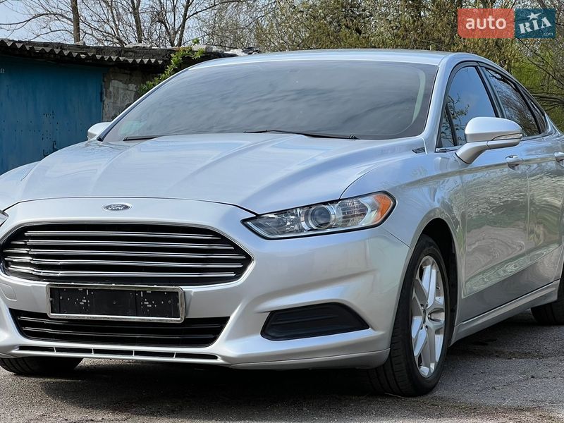 Ford Fusion 2015