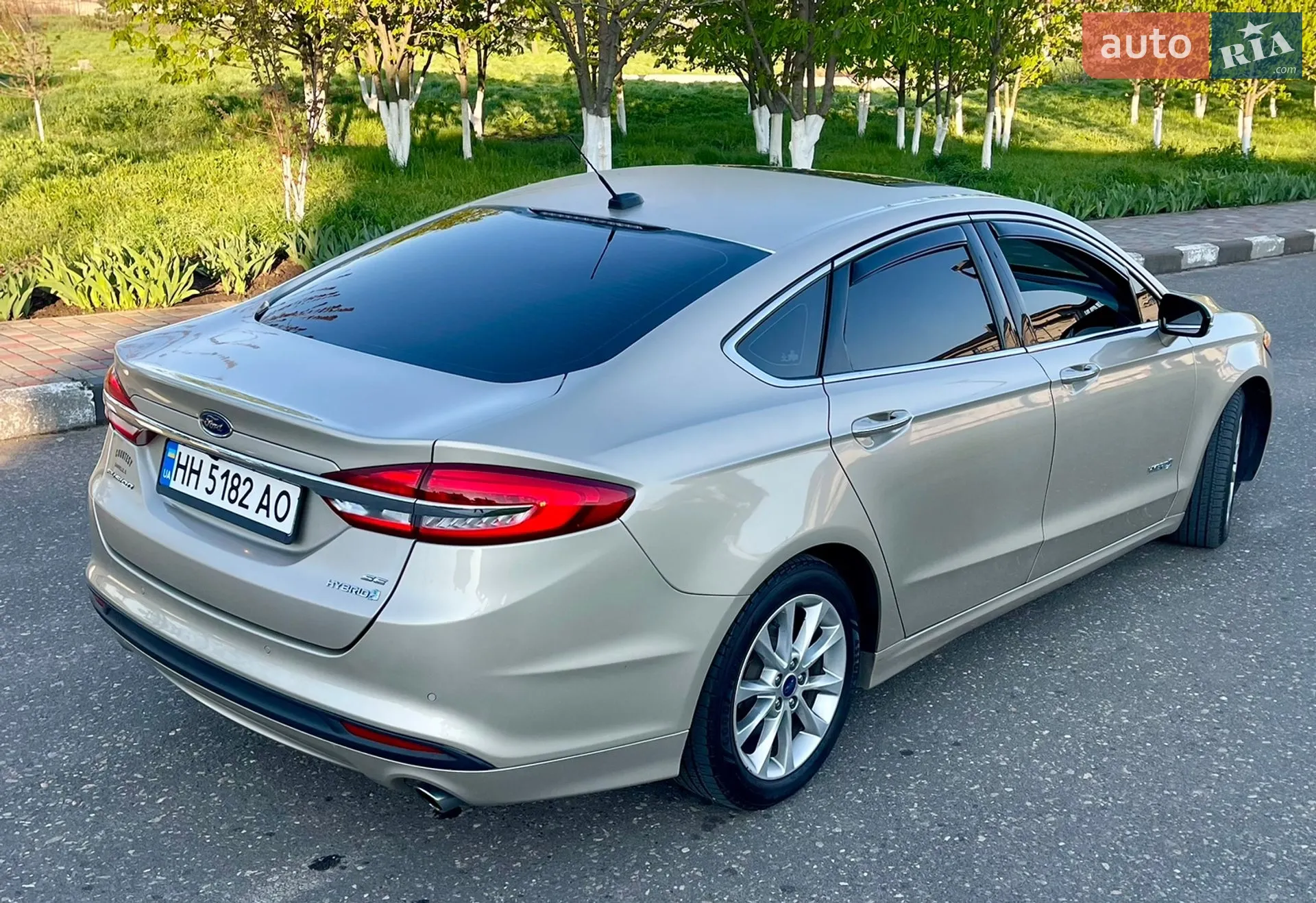 2016 Ford Fusion - мініатюра 30