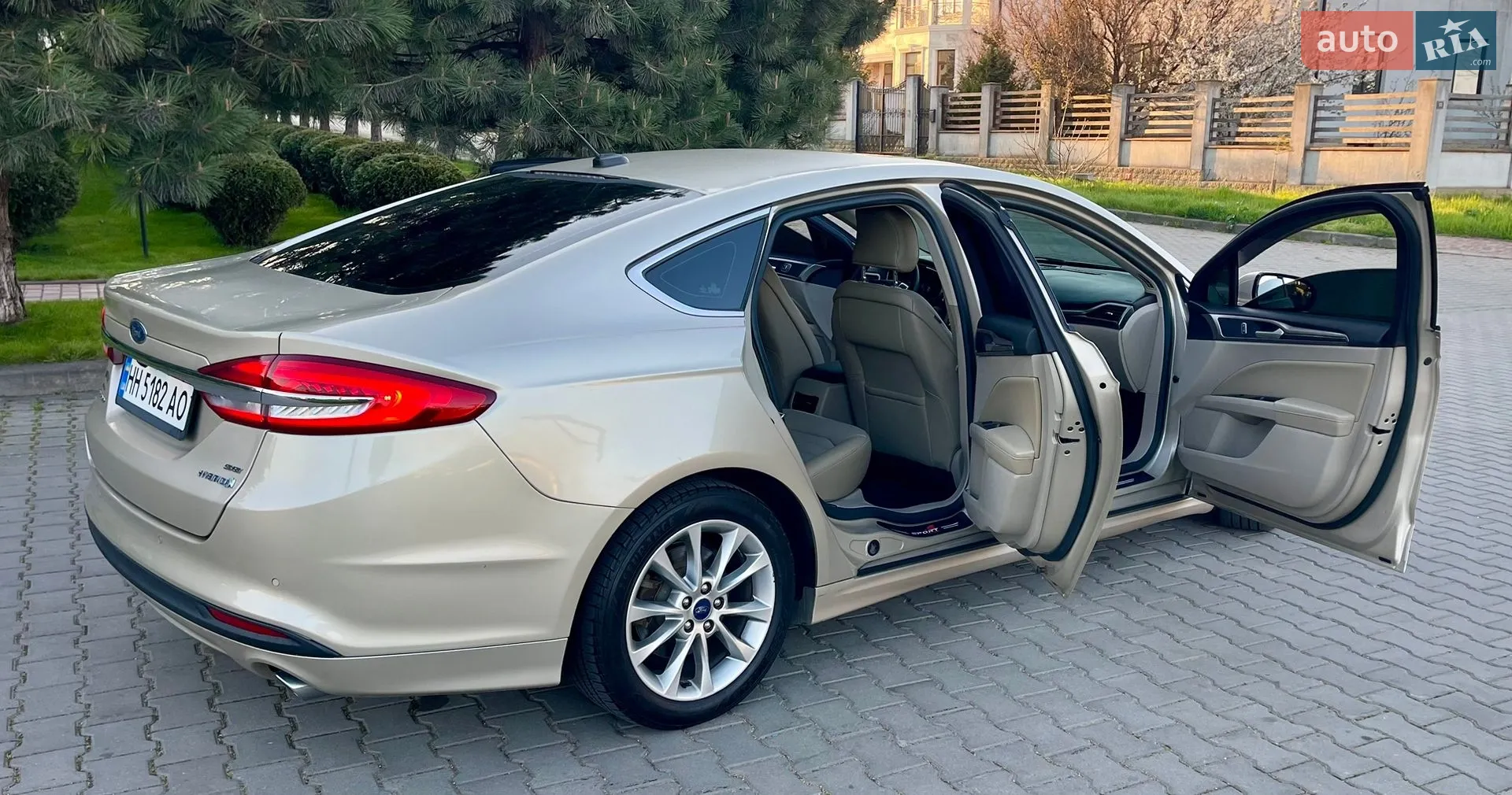 2016 Ford Fusion - мініатюра 34