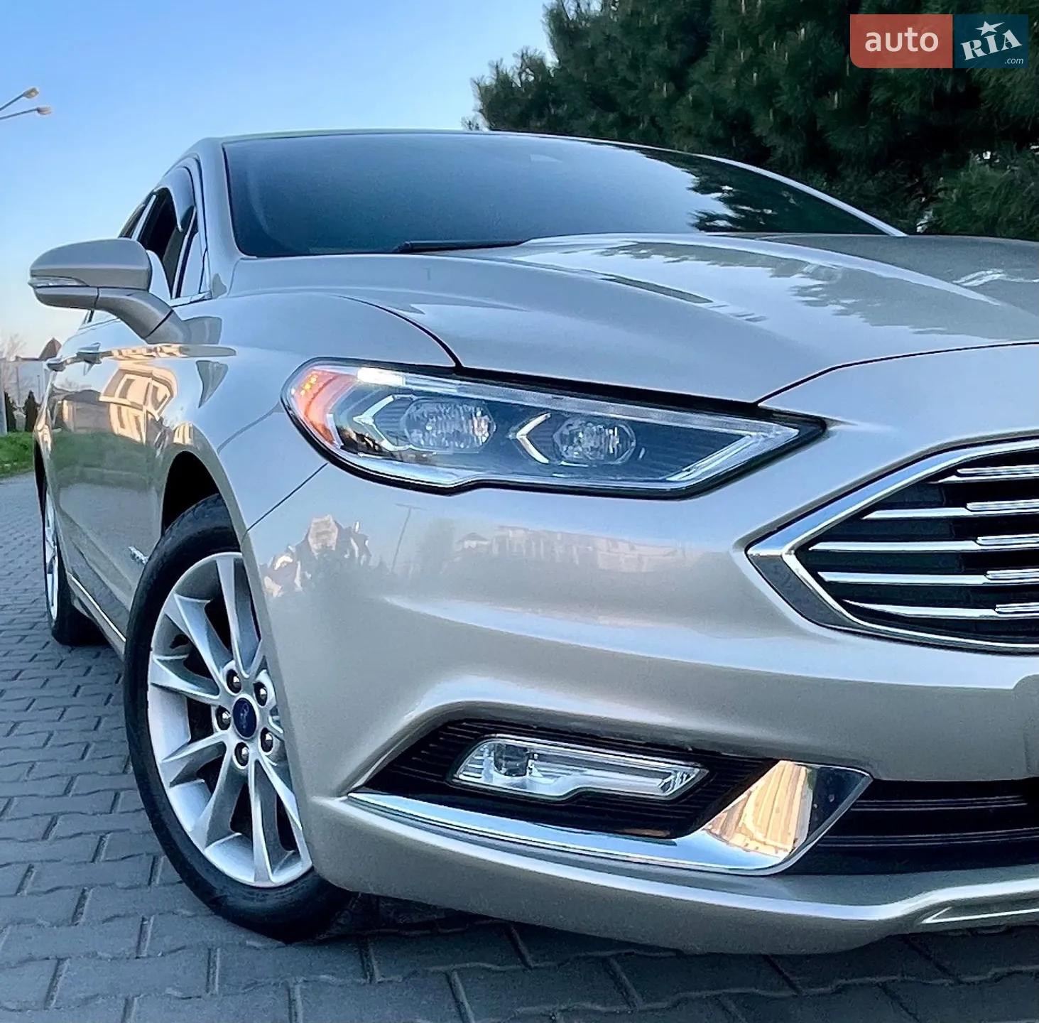 2016 Ford Fusion - мініатюра 32