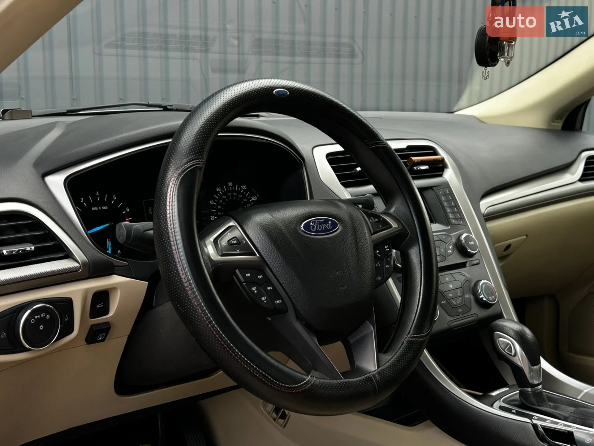 2013 Ford Fusion - мініатюра 9