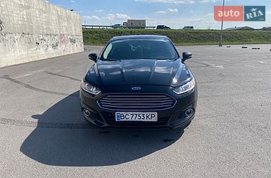 Седан Ford Fusion 2016 в Львові