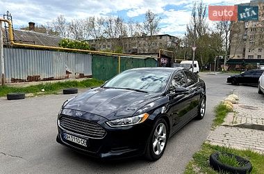 Седан Ford Fusion 2014 в Одесі