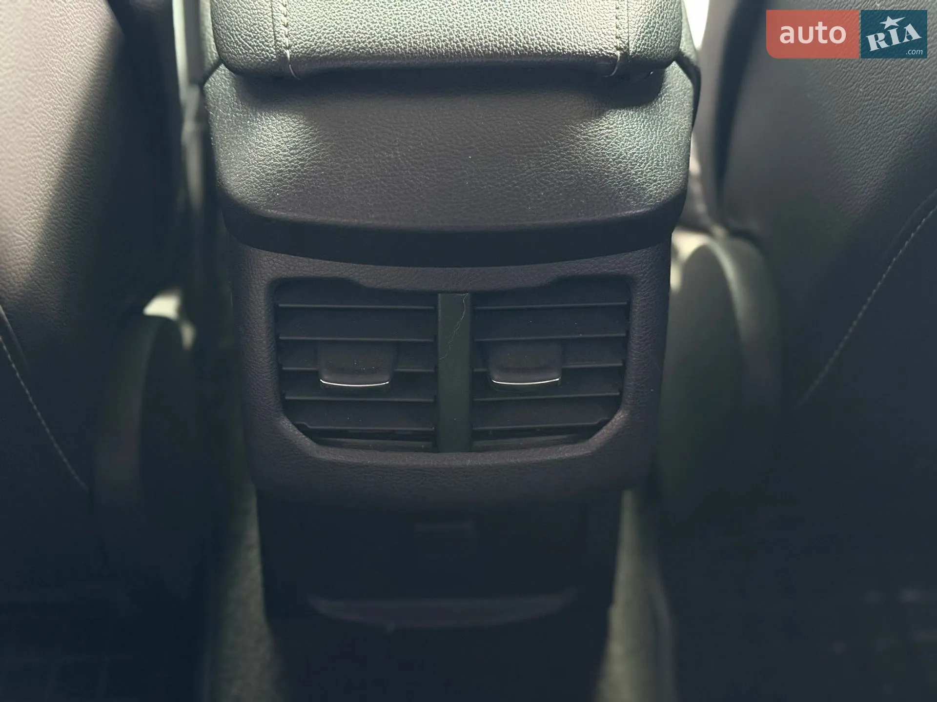 2015 Ford Fusion - мініатюра 23