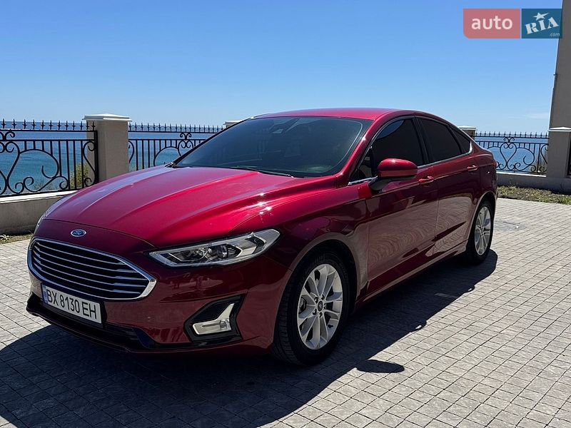 Ford Fusion 2019