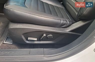 Седан Ford Fusion 2019 в Одесі