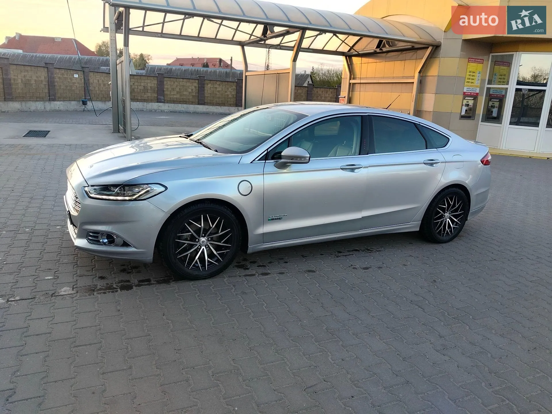 2013 Ford Fusion - мініатюра 2
