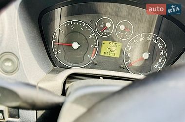 Хэтчбек Ford Fusion 2010 в Ромнах