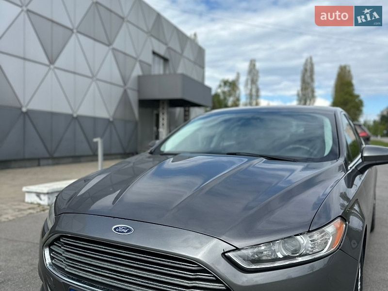 Ford Fusion 2013