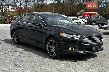 Седан Ford Fusion 2016 в Львові