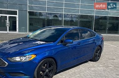 Седан Ford Fusion 2016 в Павлограді