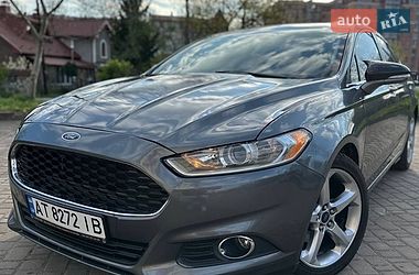 Седан Ford Fusion 2014 в Калуше