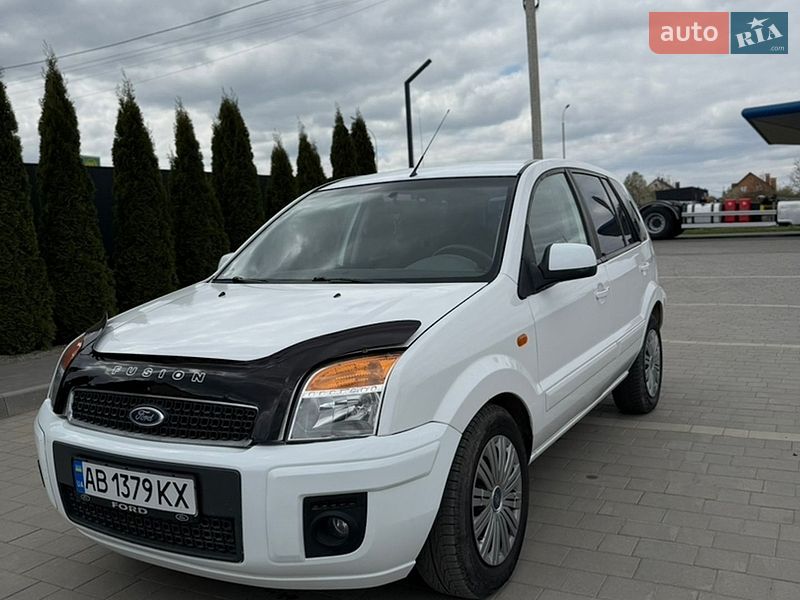 Хетчбек Ford Fusion 2011 в Кам'янець-Подільському