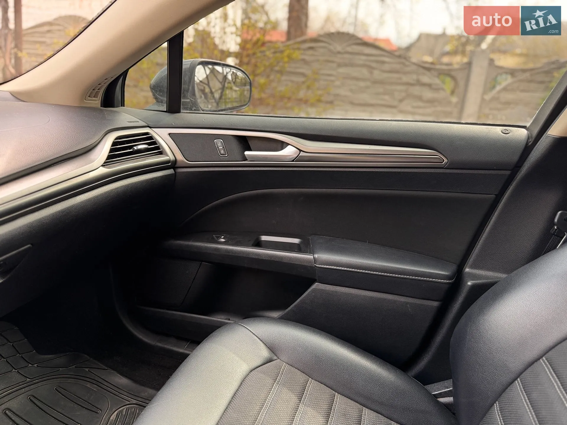2017 Ford Fusion - мініатюра 10