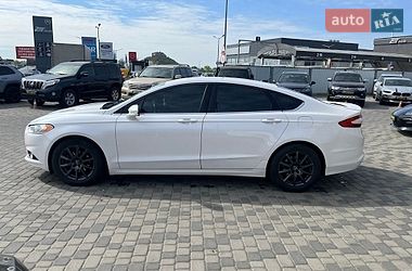Седан Ford Fusion 2016 в Мукачевому